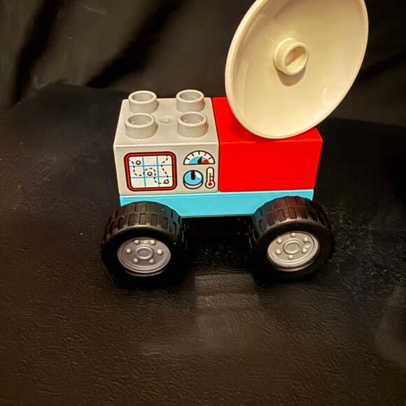 Space Shuttle Mission 10944: not complete - Picture 2 of 7